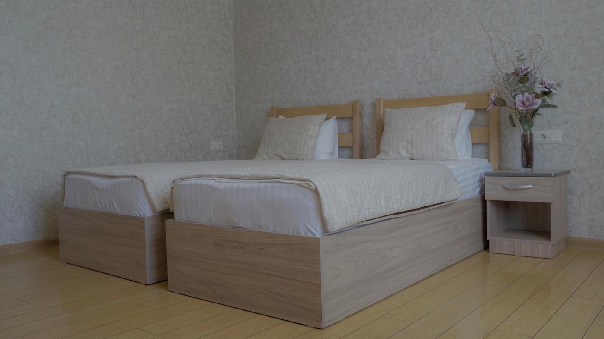 Inga Hotel Erywań Zewnętrze zdjęcie